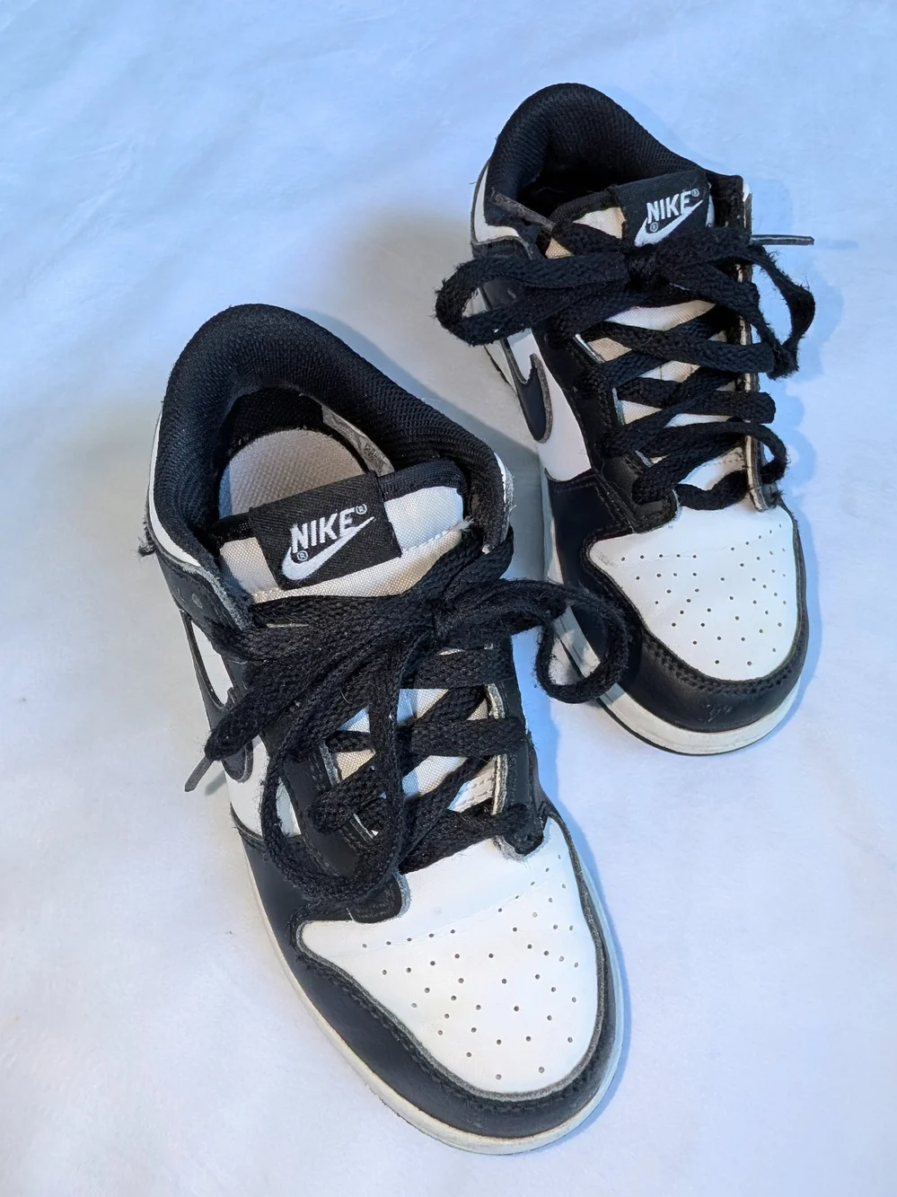 Nike Dunk Low Panda Black White Kids Size 2Y CW1588-100 Youth Sneakers Shoes